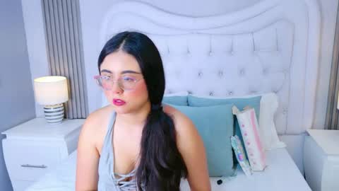 Snapshot of scarlettpetrovaa chatting on 06.02.26 Scarlett Petrova online show from 06.02.26