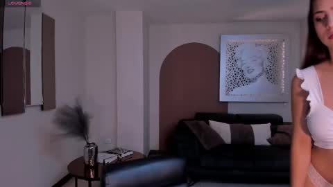 Snapshot of scarlettrosex1 chatting on 02.18.26 Scarlett Rose online show from 02.18.26