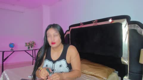 Snapshot of scarlettross_ chatting on 12.18.24 Scarlett Ross online show from 12.18.24