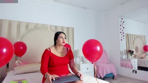 Snapshot of scarlettross_ chatting on 02.14.25 Scarlett Ross online show from 02.14.25