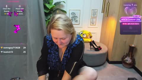 Snapshot of scarlettsoft chatting on 04.04.26 Scarlett online show from 04.04.26