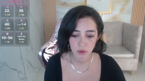 Snapshot of scarlettt_s chatting on 10.20.25 Scarlett online show from 10.20.25