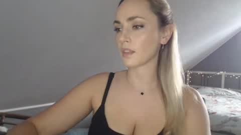 ScarlettxBlonde online show from 06.11.26
