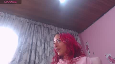 Scarllett online show from 01.30.25