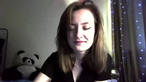 Snapshot of scented_elsa chatting on 03.03.26 Elsa online show from 03.03.26