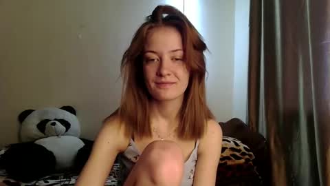 Snapshot of scented_elsa chatting on 03.21.26 Elsa online show from 03.21.26