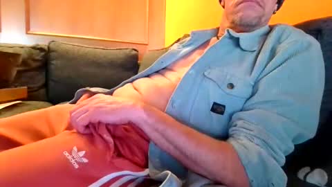 schmuhbaer1 online show from 12.15.25