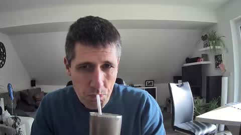 Snapshot of schnuckigeil chatting on 02.18.26 Dildomen online show from 02.18.26