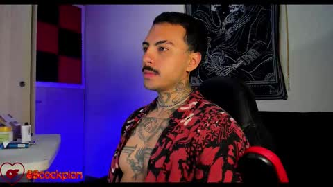 Alejandro help me to reach 200 thumps up online show from 10.28.25