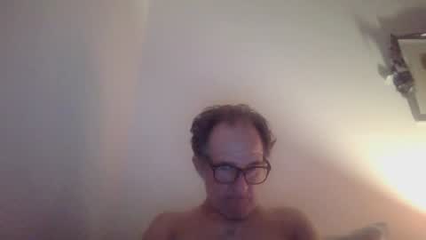 Snapshot of scotchwhieskie chatting on 06.27.26 scotchwhieskie online show from 06.27.26