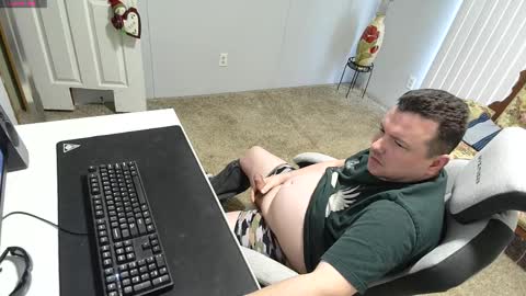 Snapshot of scott10000 chatting on 12.28.24 Scott online show from 12.28.24