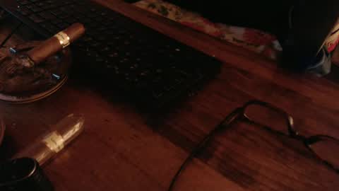 Snapshot of scott1usa chatting on 02.21.25 scott1usa online show from 02.21.25