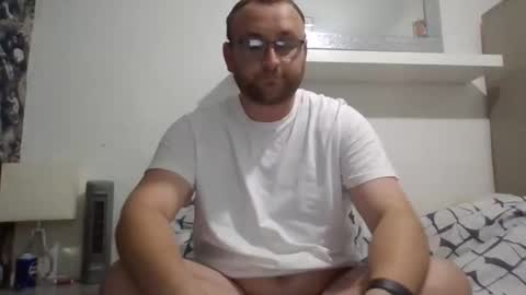 StraightScouse online show from 10.09.25