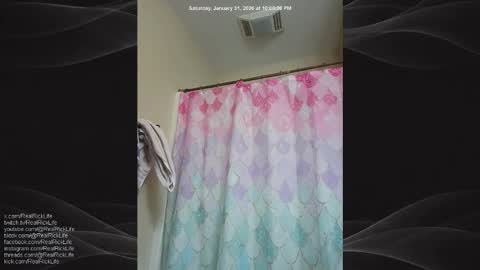 Snapshot of scrubbyluv chatting on 02.01.26 ScrubbyLuv online show from 02.01.26