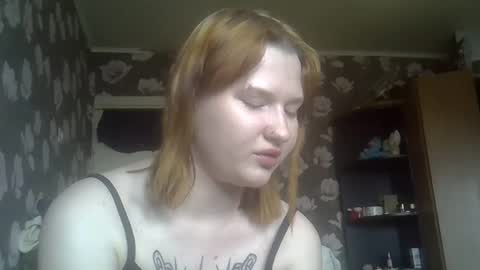 Snapshot of scylla5 chatting on 04.25.26 scylla5 online show from 04.25.26