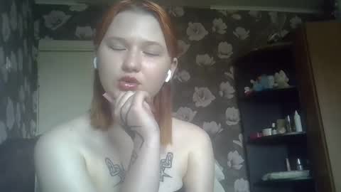 Snapshot of scylla5 chatting on 05.15.26 scylla5 online show from 05.15.26