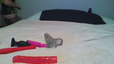 Snapshot of sdbeachfreaks chatting on 12.17.24 SDBeachfreaks online show from 12.17.24