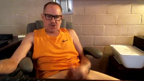 Snapshot of sdh69 chatting on 09.15.25 eating pussy sucking dick online show from 09.15.25