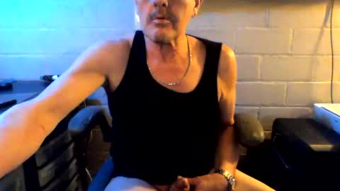 Snapshot of sdh69 chatting on 02.18.26 eating pussy sucking dick online show from 02.18.26