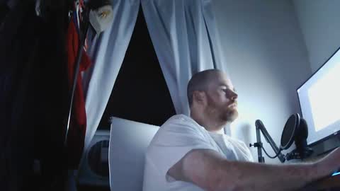 seanv26 online show from 09.30.25