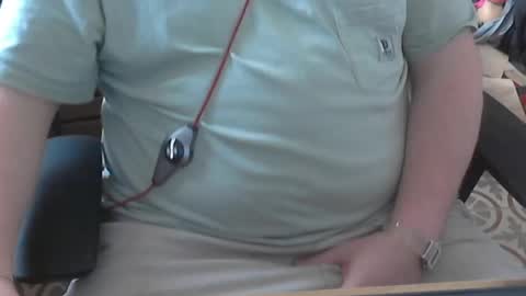 Snapshot of seathrough chatting on 04.06.26 Falco J online show from 04.06.26