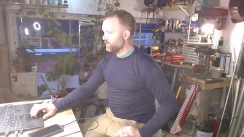 Seattlemanwhore online show from 11.14.25