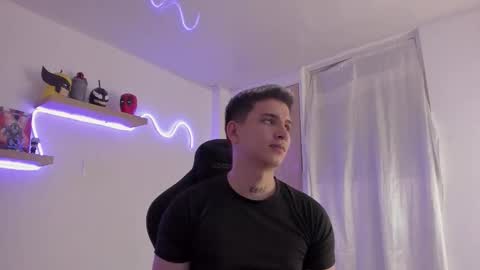 Sebastin online show from 12.22.25