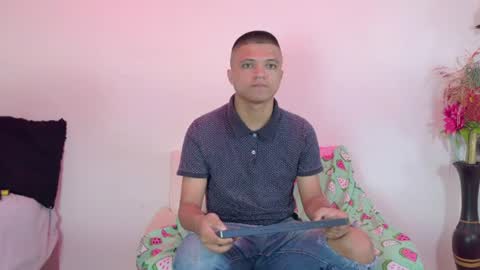 Snapshot of sebas_n_aly chatting on 07.10.26 ely online show from 07.10.26