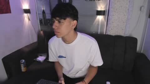 sebas_pretty7 online show from 03.31.26