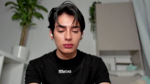 sebastian online show from 01.30.25