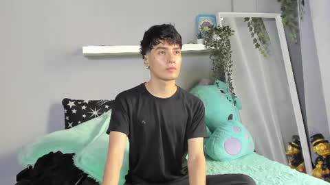 Snapshot of sebas_rosse chatting on 06.10.26 sebastian online show from 06.10.26