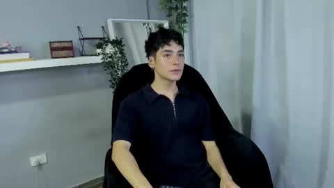Snapshot of sebas_rosse chatting on 07.14.26 sebastian online show from 07.14.26