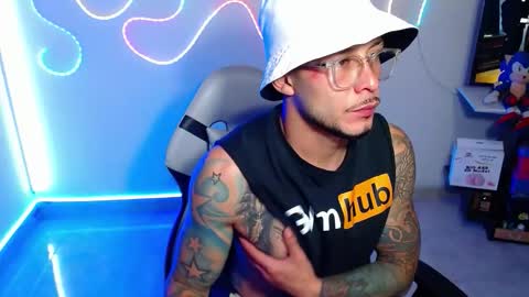 Sebastian online show from 10.03.25