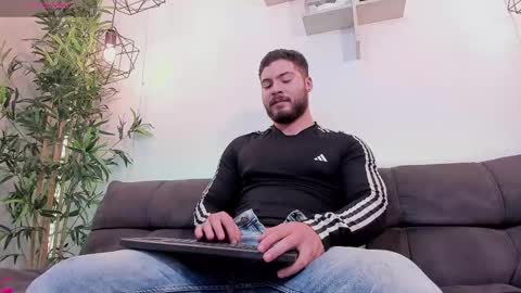 Instagram jeanpaulfit  online show from 03.05.25