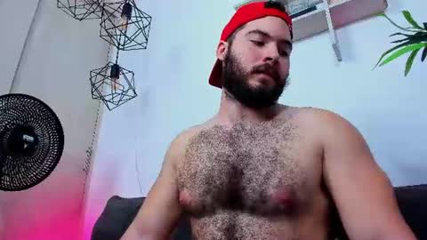 Snapshot of sebastianvilla__ chatting on 07.12.26 Instagram jeanpaulfit online show from 07.12.26