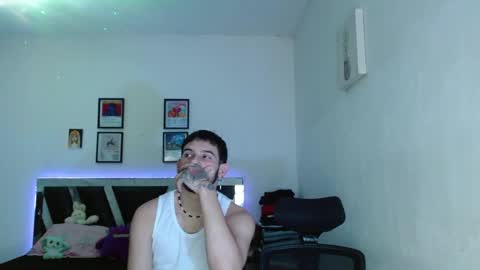 Snapshot of sebasxxl12 chatting on 04.28.26 Sebas online show from 04.28.26