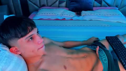 Sebastian online show from 09.11.25