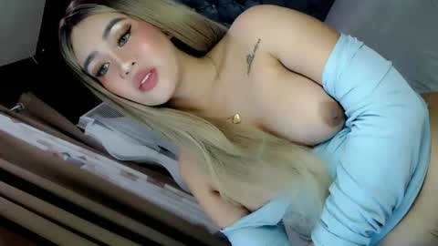 Snapshot of secret_lover22 chatting on 01.26.25 Chloe online show from 01.26.25