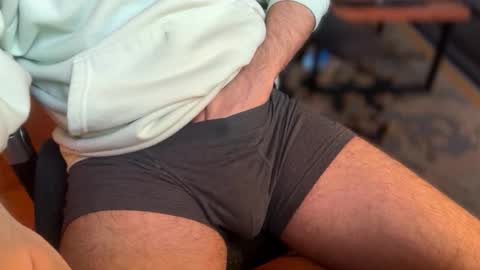 Snapshot of secret_neighbor_ chatting on 02.01.26 secret_neighbor_ online show from 02.01.26