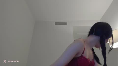 Snapshot of secretgirlfriendxo chatting on 12.02.24 Angela online show from 12.02.24