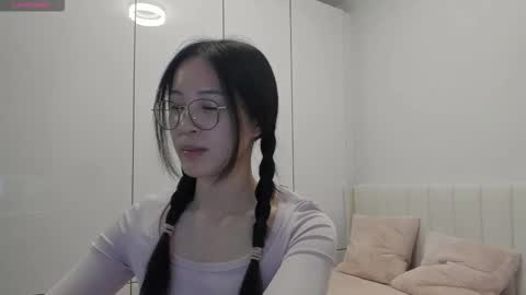 Snapshot of secretgirlfriendxo chatting on 11.14.25 Angela online show from 11.14.25