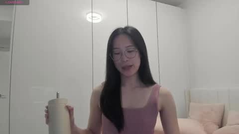 Snapshot of secretgirlfriendxo chatting on 11.22.25 Angela online show from 11.22.25