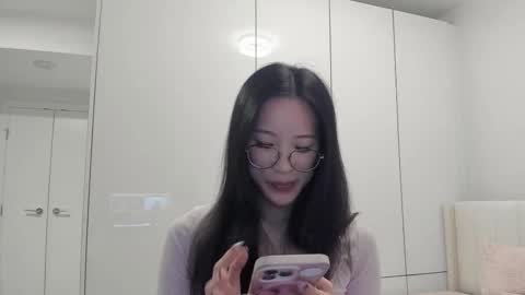 Snapshot of secretgirlfriendxo chatting on 12.19.25 Angela online show from 12.19.25