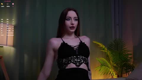 Snapshot of secrethustle chatting on 02.28.26 Lily online show from 02.28.26