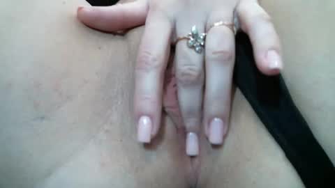 SecretLisa online show from 02.19.25