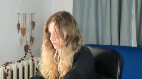 Snapshot of secrettier chatting on 04.27.26 secrettier online show from 04.27.26