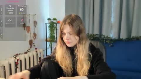 Snapshot of secrettier chatting on 05.03.26 secrettier online show from 05.03.26