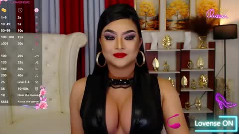 Snapshot of seducinglinda chatting on 04.29.26 seducinglinda online show from 04.29.26
