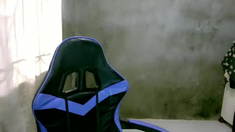 seducive_allea online show from 04.16.26