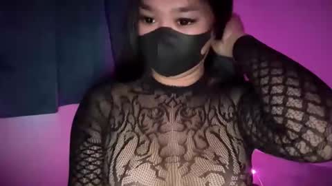 Snapshot of seductive_athenaxx chatting on 11.19.25 Athena online show from 11.19.25